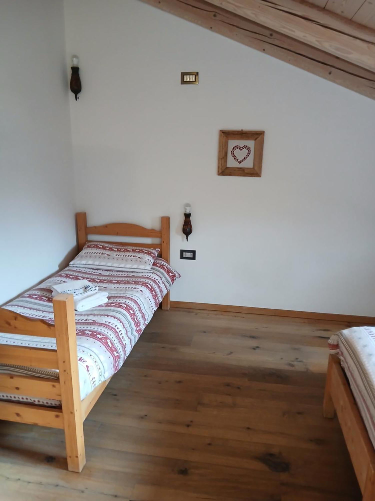 Beb La Stube Dei Partel Bed & Breakfast Ziano di Fiemme Oda fotoğraf